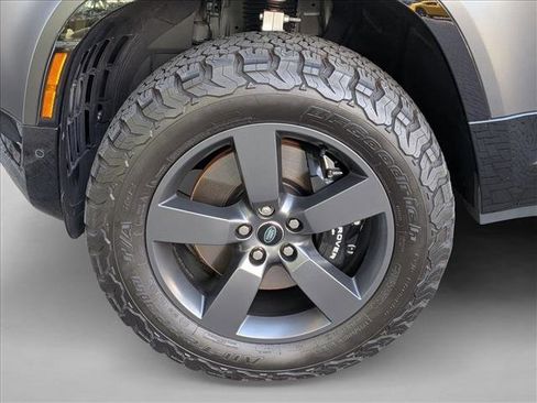 Used 2024 Land Rover Defender 110 Carpathian Edition AWD/4WD image 22