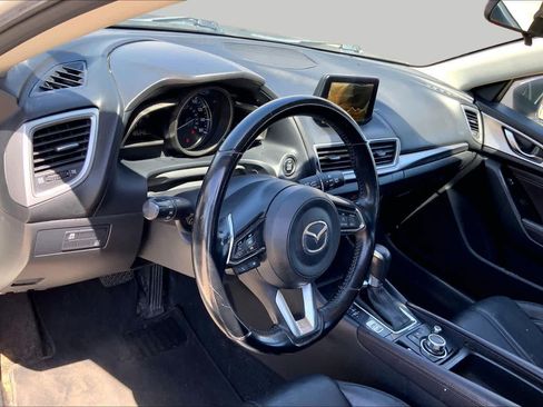 Used 2017 MAZDA MAZDA3 Touring FWD image 16