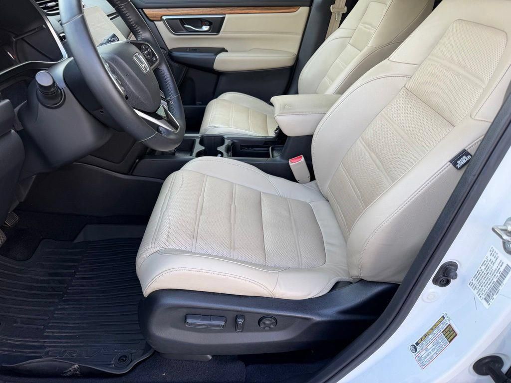 Used 2019 Honda CR-V Touring image 10