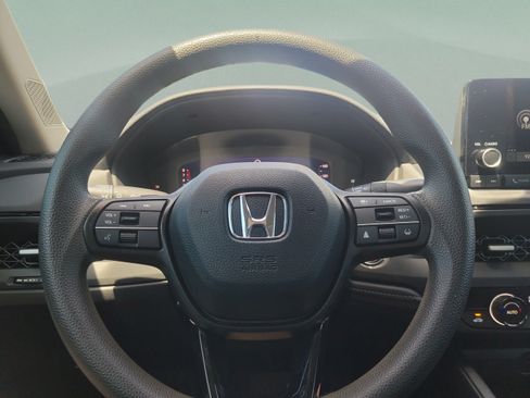 Used 2023 Honda Accord EX image 19