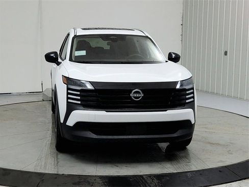 New 2026 Nissan Kicks SV w/ SV Premium Package image 2