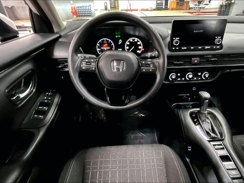 Used 2024 Honda HR-V LX image 6