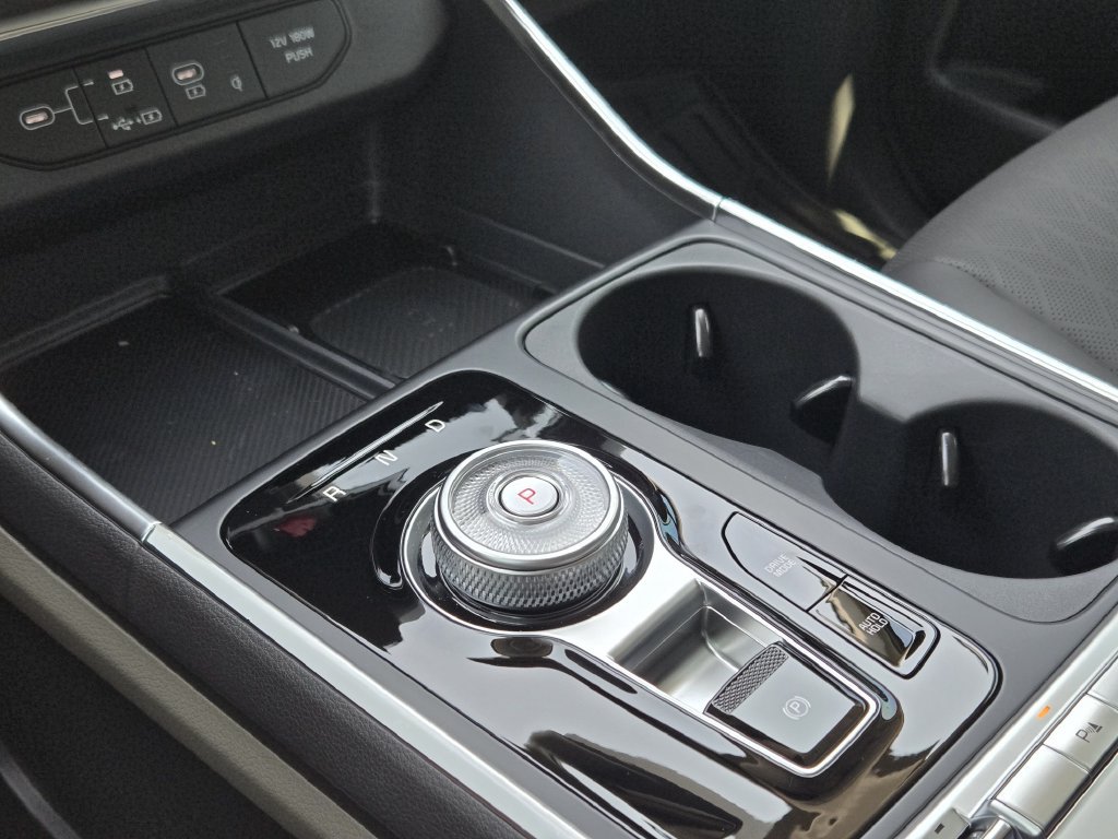 New 2026 Kia Carnival SX FWD image 18