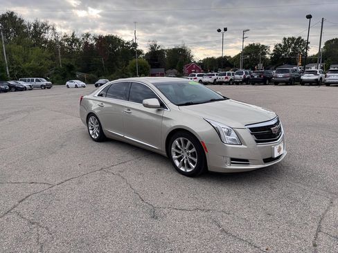 Used 2016 Cadillac XTS Luxury w/ Driver Awareness Package image 4