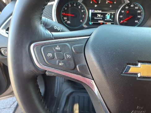 Used 2018 Chevrolet Malibu LT image 9