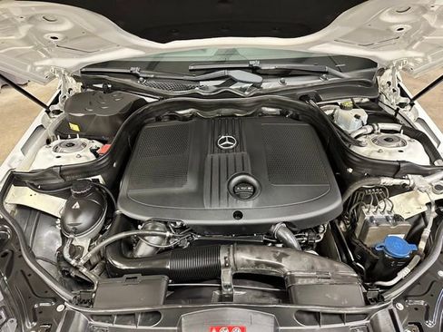 Used 2014 Mercedes-Benz E 250 BlueTEC 4MATIC Sedan image 24