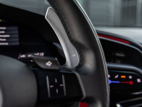 Used 2022 Ferrari SF90 Stradale AWD/4WD image 37