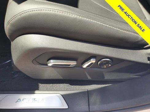 Used 2025 Acura RDX SH-AWD image 19