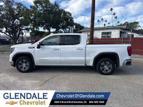 Used 2025 GMC Sierra 1500 SLT image 3