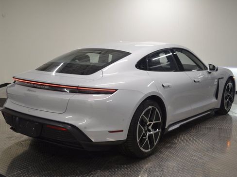 Used 2025 Porsche Taycan RWD image 7