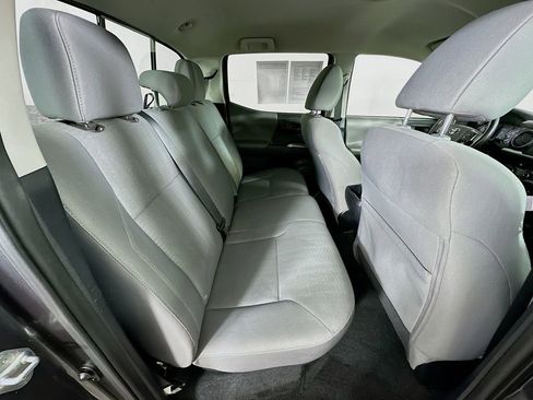 Used 2018 Toyota Tacoma SR5 image 30