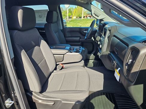 New 2026 Chevrolet Silverado 1500 W/T w/ Z71 Off-Road Package AWD/4WD image 29