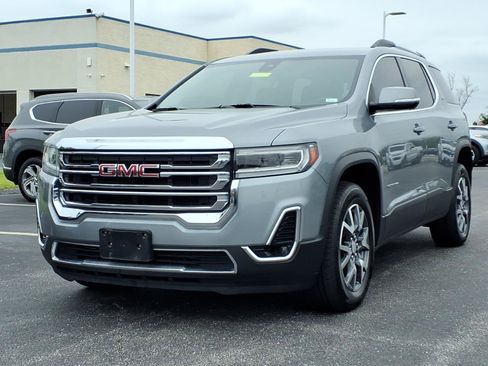 Used 2023 GMC Acadia SLT AWD/4WD image 2