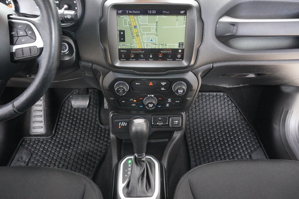Used 2023 Jeep Renegade Altitude w/ Convenience Group I AWD/4WD image 18