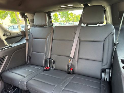 Used 2025 Chevrolet Tahoe LT AWD/4WD image 23