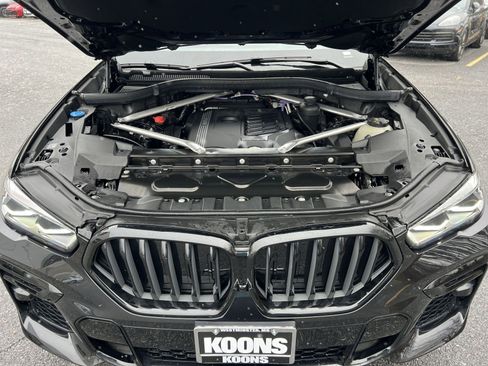 Used 2023 BMW X6 xDrive40i w/ M Sport Package image 28