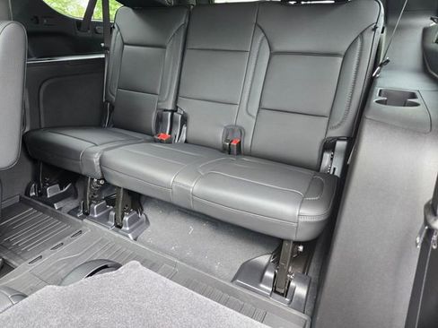 New 2026 GMC Yukon XL Denali w/ Denali Reserve Package RWD image 7