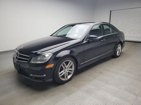 Used 2014 Mercedes-Benz C 300 Sport image 2