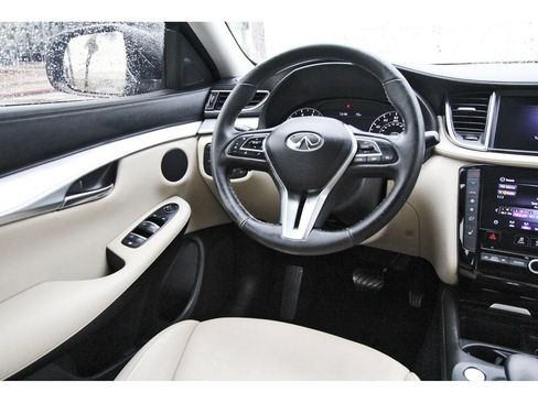 Used 2020 INFINITI QX50 Luxe w/ Cargo Package AWD/4WD image 8