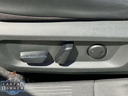 Used 2024 Nissan Rogue SV w/ SV Premium Package AWD/4WD image 22