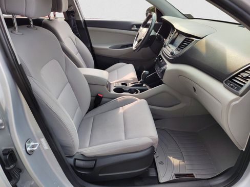 Used 2018 Hyundai Tucson Value w/ Cargo Package FWD image 20