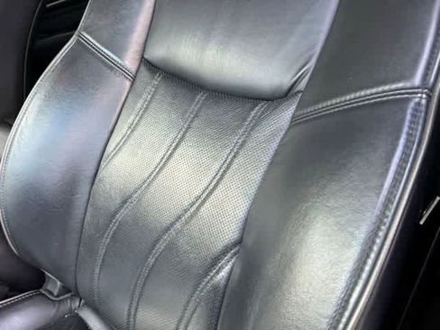 Used 2015 INFINITI QX60 AWD w/ Deluxe Touring Package image 7