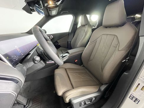 Used 2026 BMW X3 xDrive30 w/ Premium Package image 11