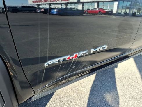 Used 2024 GMC Sierra 2500 AT4X image 6