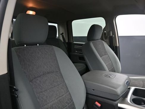 Used 2018 RAM 1500 Big Horn AWD/4WD image 38