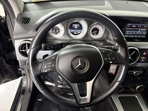 Used 2014 Mercedes-Benz GLK 350 2WD image 19