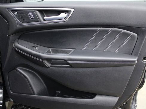 Used 2022 Ford Edge ST w/ Cargo Accessory Package image 23