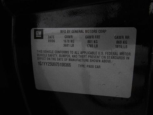 Used 2007 Chevrolet Corvette Coupe image 36