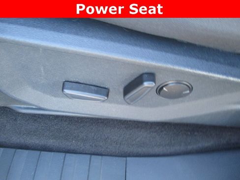 Used 2025 Ford F150 XLT w/ Equipment Group 302A MID image 25