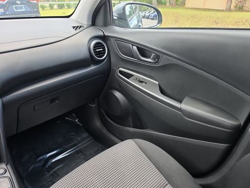Used 2019 Hyundai Kona SEL AWD/4WD image 9