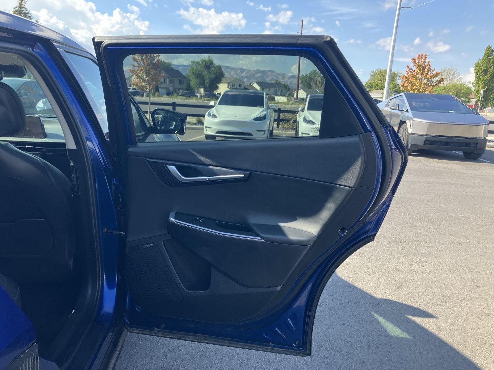 Used 2022 Kia EV6 Wind w/ Wind Technology Package AWD/4WD image 19