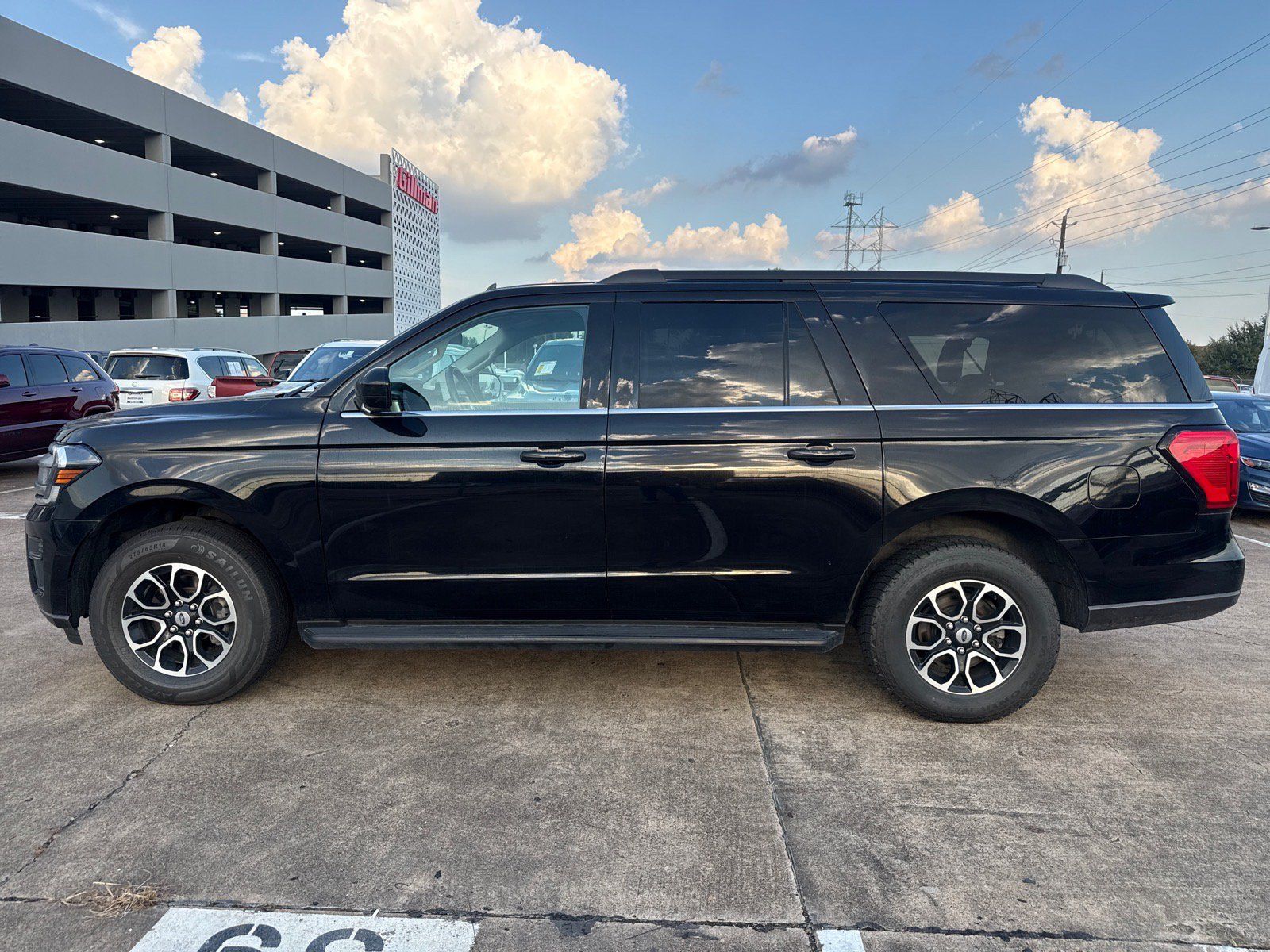 Used 2024 Ford Expedition Max XLT RWD image 5