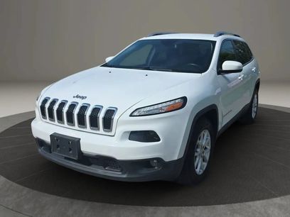 Used 2018 Jeep Cherokee Latitude w/ Safety Group