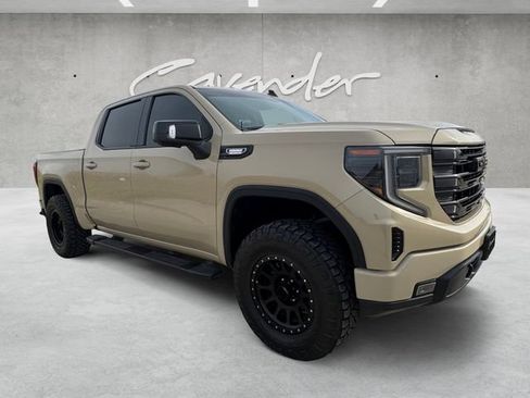Used 2022 GMC Sierra 1500 Elevation w/ Elevation Premium Package image 2