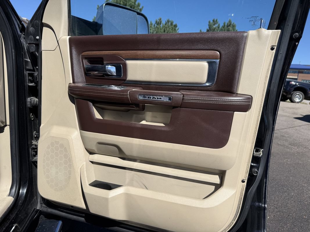 Used 2014 RAM 3500 Laramie AWD/4WD image 22