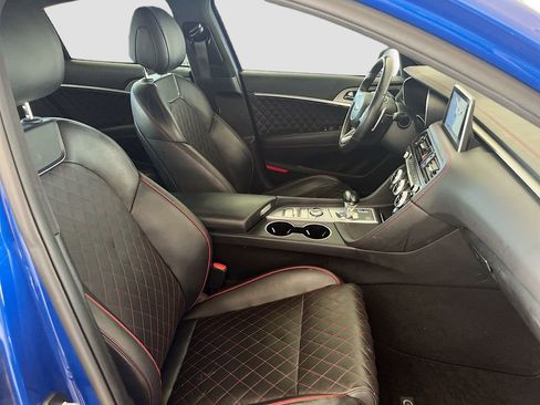Used 2021 Genesis G70 3.3T RWD image 30