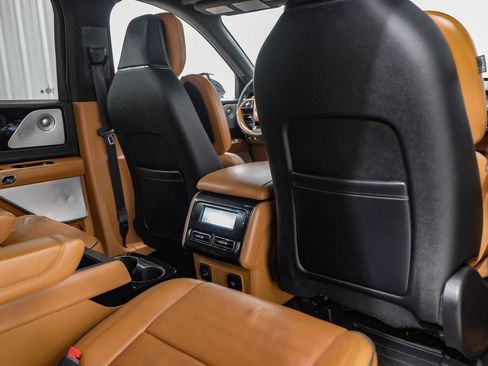 Used 2020 Lincoln Aviator Black Label Grand Touring w/ Class IV Trailer Tow Package image 34