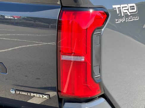 New 2026 Toyota Tacoma TRD Off-Road AWD/4WD image 31