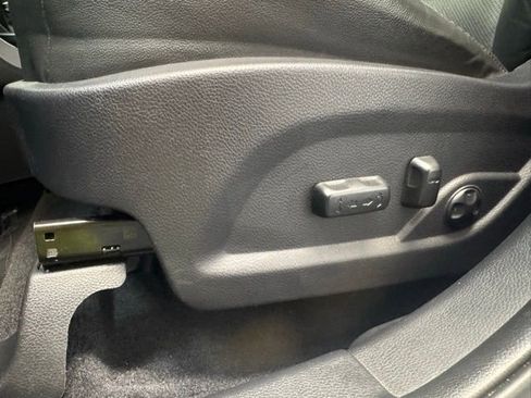 Used 2017 Hyundai Santa Fe Sport image 14