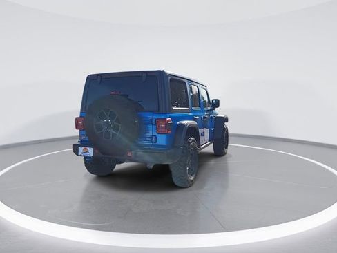 Used 2024 Jeep Wrangler Unlimited image 8