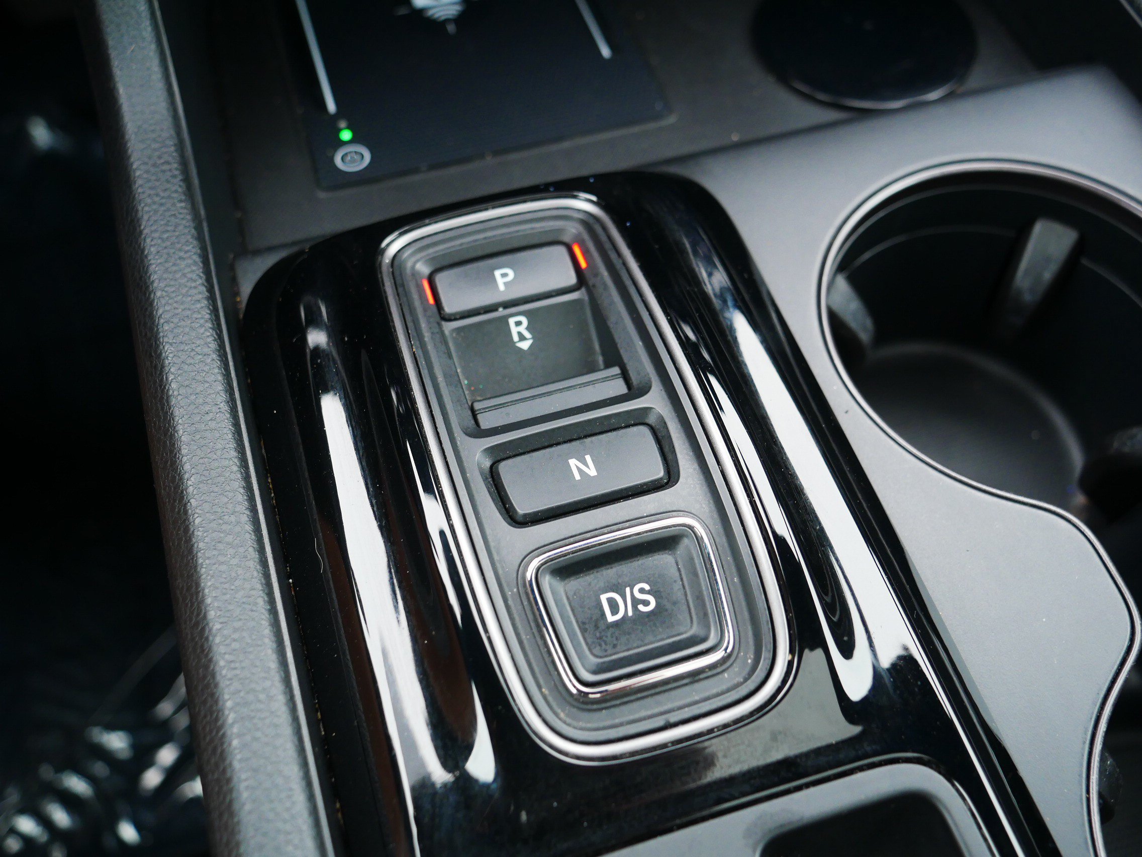 Used 2025 Honda Pilot TrailSport image 31