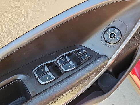 Used 2013 Hyundai Santa Fe Sport w/ Popular Equipment Pkg image 12