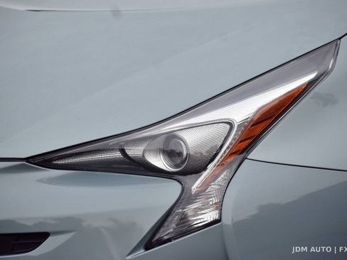 Used 2017 Toyota Prius Two w/ Prius Two Safety Plus Package FWD image 36