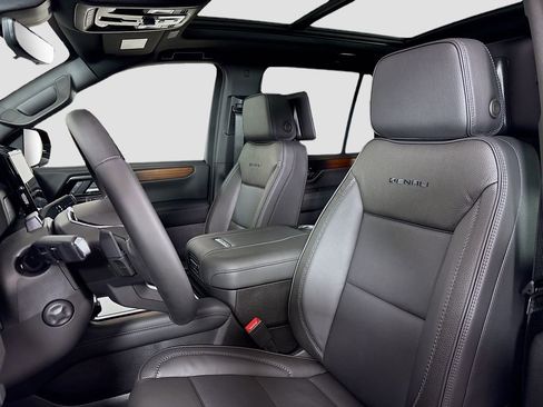 New 2026 GMC Yukon Denali w/ Advanced Technology Package image 21