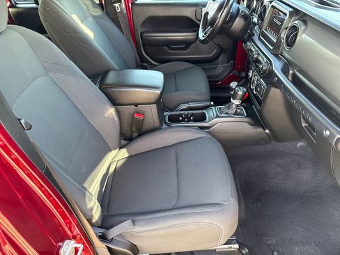 Certified 2022 Jeep Wrangler Unlimited Sport image 14