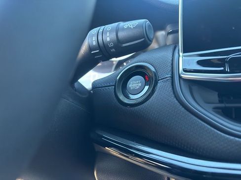 New 2026 Jeep Compass Latitude image 26